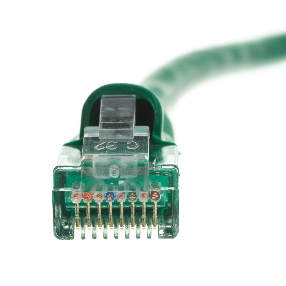 CNE496578 Cat5e Ethernet Patch Cable Snagless/Molded Boot 3 Feet Green 